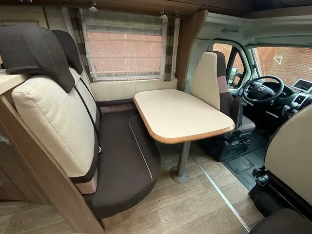 2016 fiat dethleffs esprit t7150dbt-2 camper demo 108km. - afbeelding 11 van  92