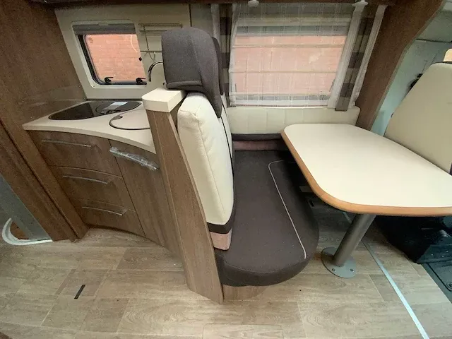 2016 fiat dethleffs esprit t7150dbt-2 camper demo 108km. - afbeelding 13 van  92