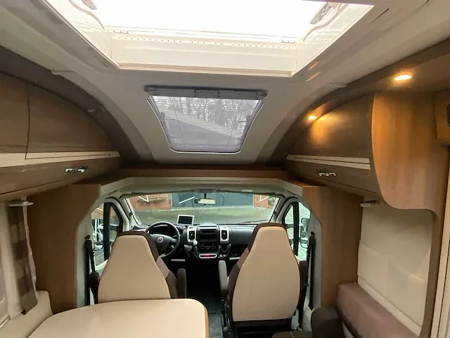 2016 fiat dethleffs esprit t7150dbt-2 camper demo 108km. - afbeelding 14 van  92