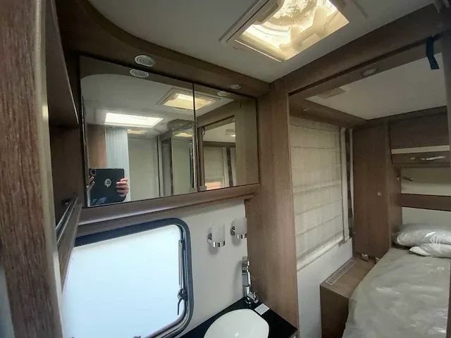2016 fiat dethleffs esprit t7150dbt-2 camper demo 108km. - afbeelding 27 van  92