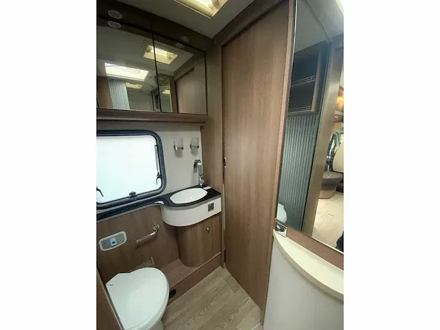 2016 fiat dethleffs esprit t7150dbt-2 camper demo 108km. - afbeelding 42 van  92