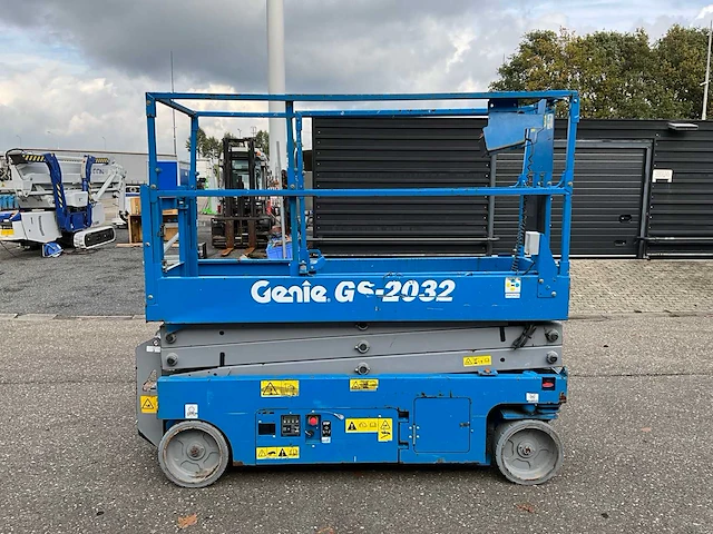 2016 genie gs-2032 schaarhoogwerker marge - afbeelding 17 van  19