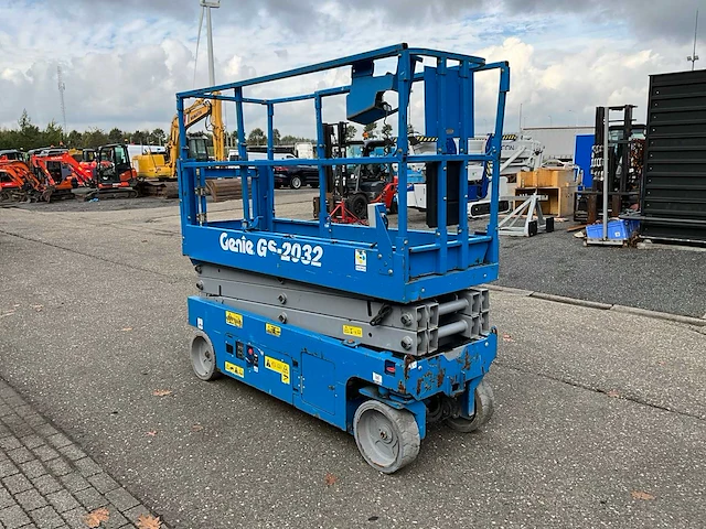 2016 genie gs-2032 schaarhoogwerker marge - afbeelding 18 van  19
