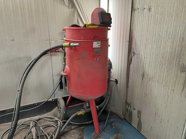 2016 ghandong kaitai blasting / atlas copco mobile straal set - afbeelding 12 van  28