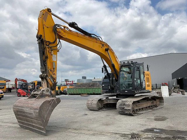 2016 hitachi zx225uslc-5b rupsgraafmachine - afbeelding 1 van  47