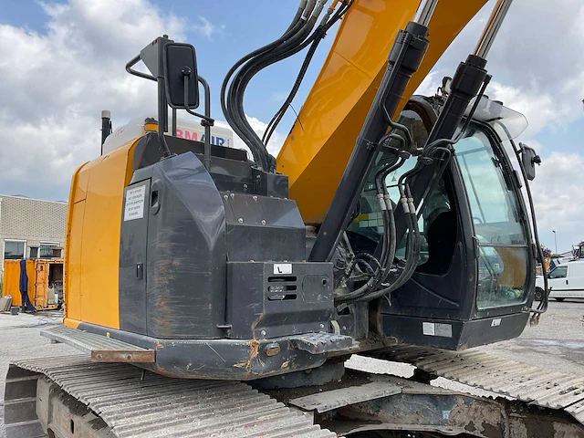 2016 hitachi zx225uslc-5b rupsgraafmachine - afbeelding 14 van  47