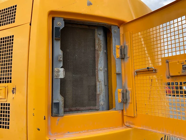 2016 hitachi zx225uslc-5b rupsgraafmachine - afbeelding 38 van  47