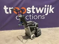 2016 htc 420 vs vloeropruw-/schuurmachine - afbeelding 2 van  6