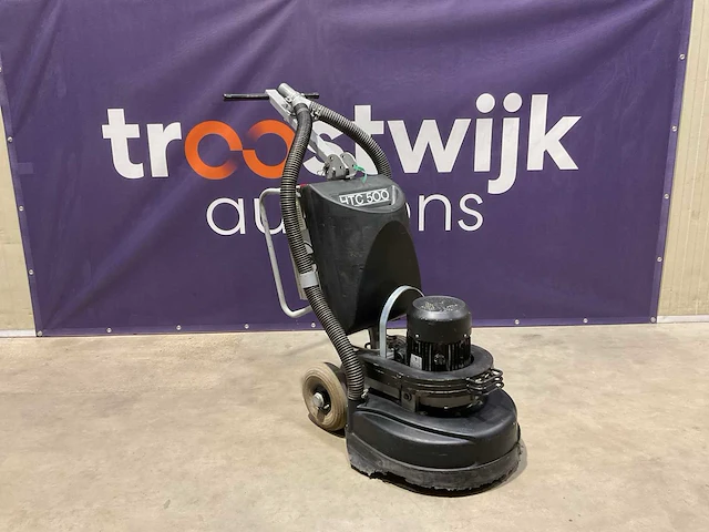 2016 htc 500 vloeropruw-/schuurmachine - afbeelding 1 van  6