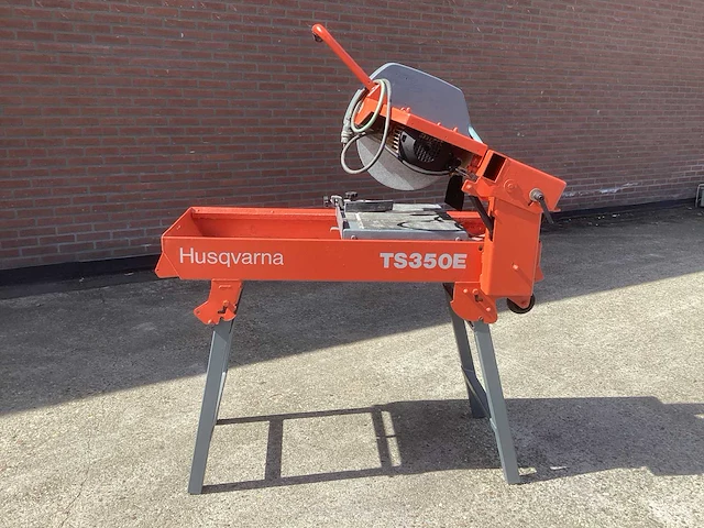 2016 husqvarna ts 350 e beton zaagtafel - afbeelding 1 van  2