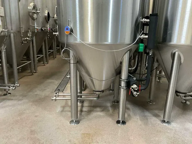 2016 i.f.ind. dubbelwandige 20hl fermentatie druktank (c) - afbeelding 8 van  11