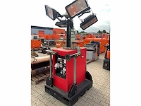 2016 ital tower basetower hydro led 4x300w stationaire lichtmast - afbeelding 3 van  10