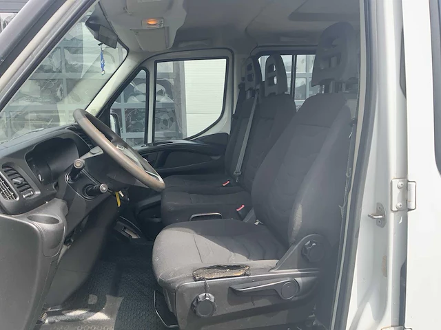 2016 iveco 35.s12 7-persoons bedrijfswagen - afbeelding 11 van  39