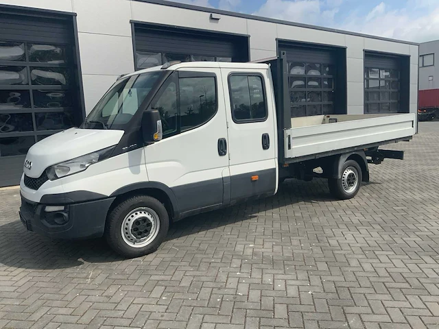 2016 iveco 35.s12 7-persoons bedrijfswagen - afbeelding 1 van  39