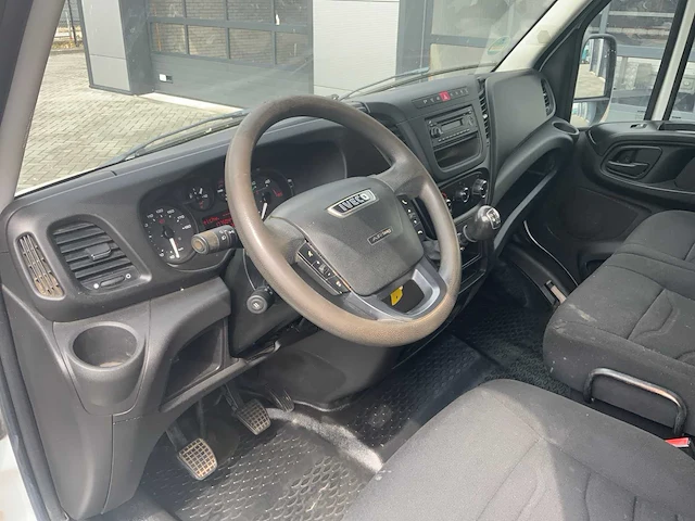 2016 iveco 35.s12 7-persoons bedrijfswagen - afbeelding 13 van  39