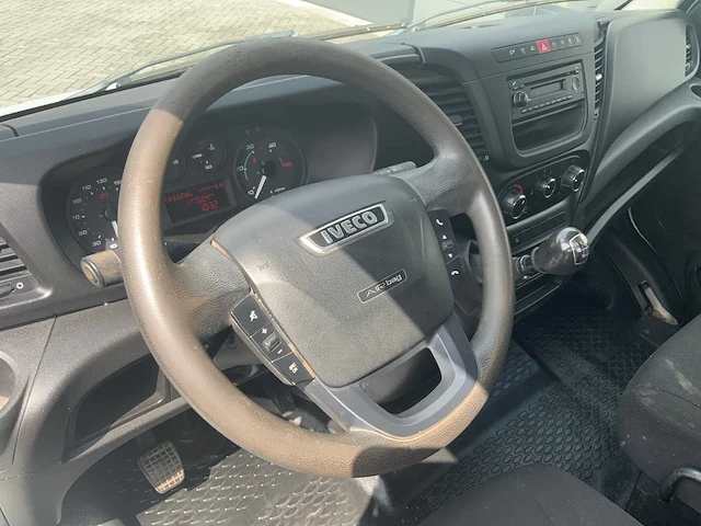 2016 iveco 35.s12 7-persoons bedrijfswagen - afbeelding 18 van  39