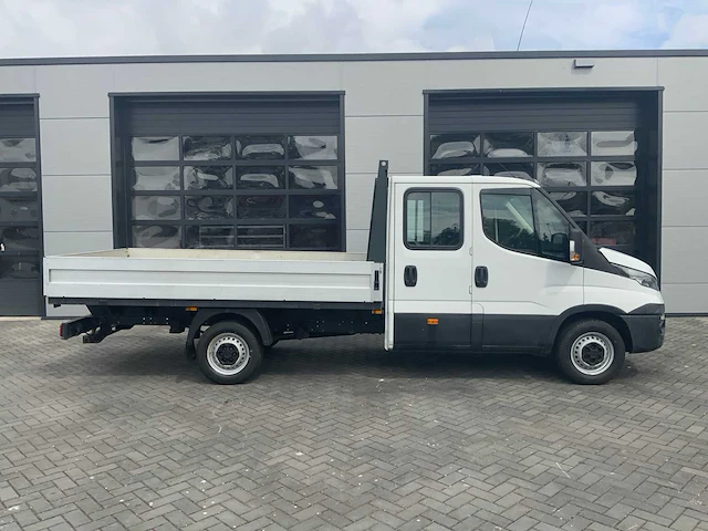 2016 iveco 35.s12 7-persoons bedrijfswagen - afbeelding 35 van  39