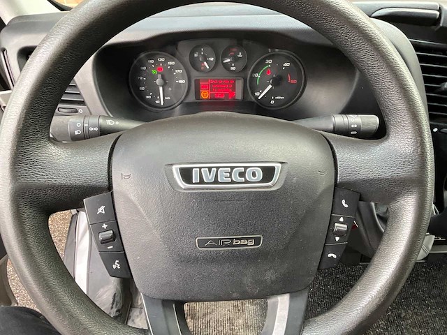 2016 iveco 50-c17 bedrijfswagen / glasvrachtwagen - afbeelding 17 van  35