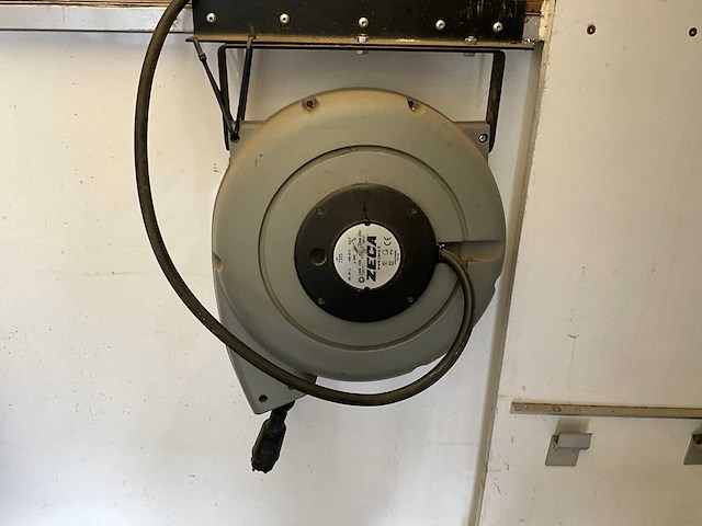 2016 iveco 50-c17 bedrijfswagen / glasvrachtwagen - afbeelding 22 van  35