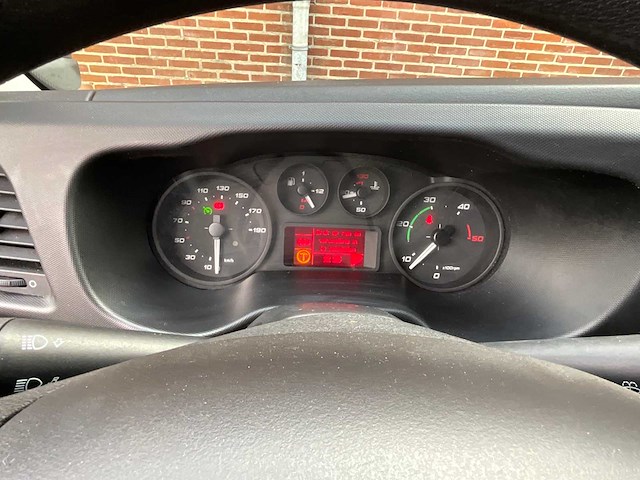 2016 iveco 50-c17 bedrijfswagen / glasvrachtwagen - afbeelding 33 van  35