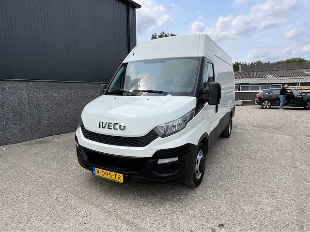 2016 iveco daily 35c15v 3.0 352 bedrijfswagen - afbeelding 12 van  36