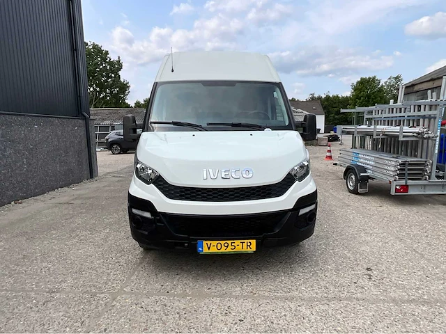2016 iveco daily 35c15v 3.0 352 bedrijfswagen - afbeelding 23 van  36