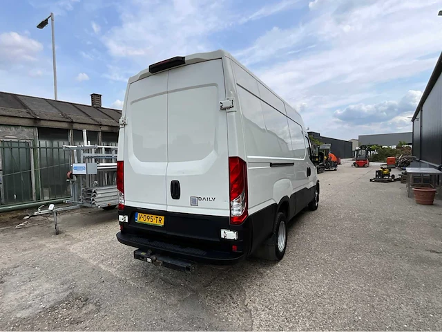 2016 iveco daily 35c15v 3.0 352 bedrijfswagen - afbeelding 34 van  36