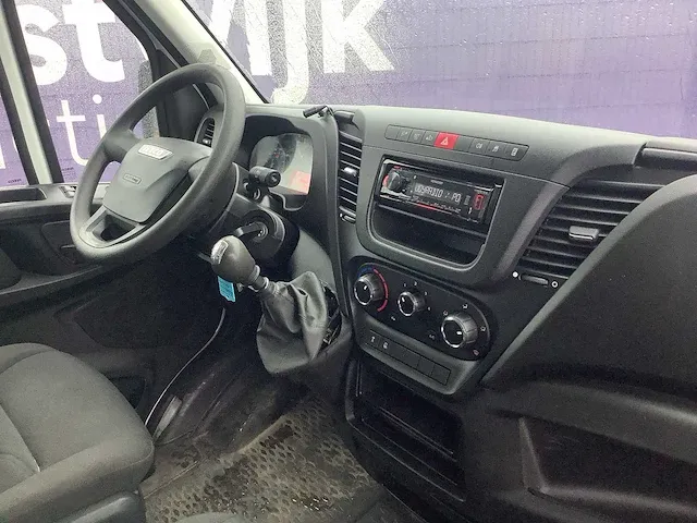 2016 iveco daily bedrijfswagen - afbeelding 15 van  18