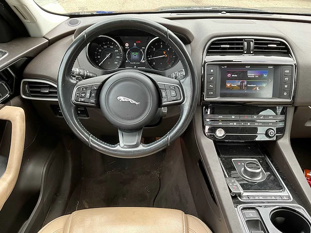 2016 jaguar f-pace 2.0d awd personenauto - afbeelding 17 van  34