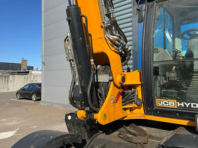 2016 jcb hd110wtt4 banden graafmachine - afbeelding 8 van  36