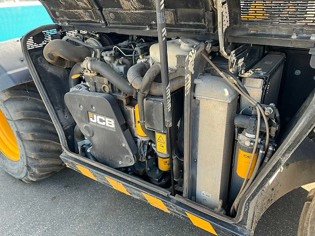 2016 jcb hd110wtt4 banden graafmachine - afbeelding 10 van  36
