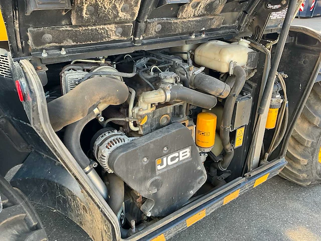 2016 jcb hd110wtt4 banden graafmachine - afbeelding 11 van  36