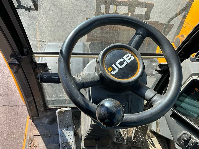2016 jcb hd110wtt4 banden graafmachine - afbeelding 20 van  36