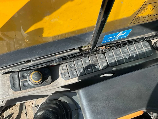 2016 jcb hd110wtt4 banden graafmachine - afbeelding 25 van  36