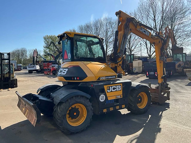2016 jcb hd110wtt4 banden graafmachine - afbeelding 23 van  36