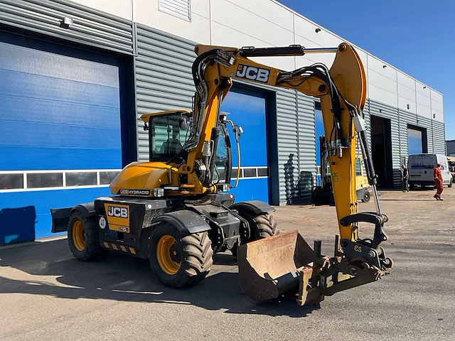 2016 jcb hd110wtt4 banden graafmachine - afbeelding 31 van  36