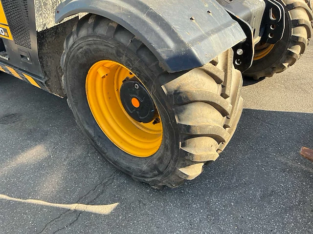 2016 jcb hd110wtt4 banden graafmachine - afbeelding 35 van  36