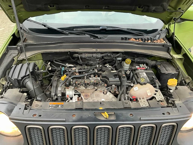 2016 jeep renegade latitude personenauto - afbeelding 3 van  36