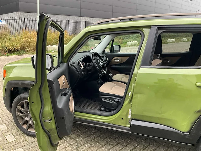 2016 jeep renegade latitude personenauto - afbeelding 10 van  36