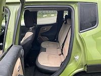2016 jeep renegade latitude personenauto - afbeelding 21 van  36