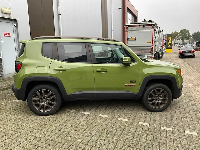 2016 jeep renegade latitude personenauto - afbeelding 34 van  36