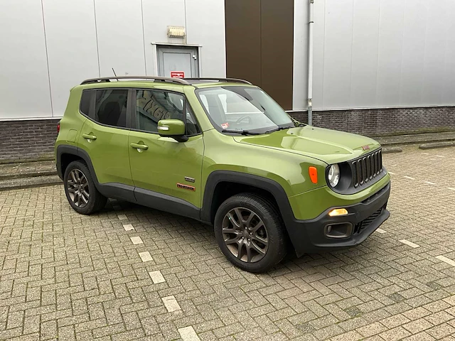 2016 jeep renegade latitude personenauto - afbeelding 35 van  36