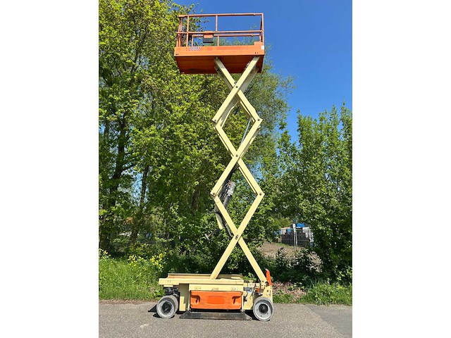 2016 jlg 2032 es schaar hoogwerker - afbeelding 12 van  15