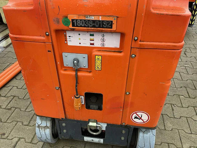 2016 jlg 20mvl hoogwerker / personenlift - afbeelding 10 van  10