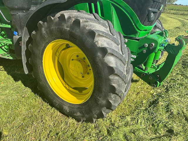 2016 john deere 6110r vierwielaangedreven landbouwtractor - afbeelding 3 van  39