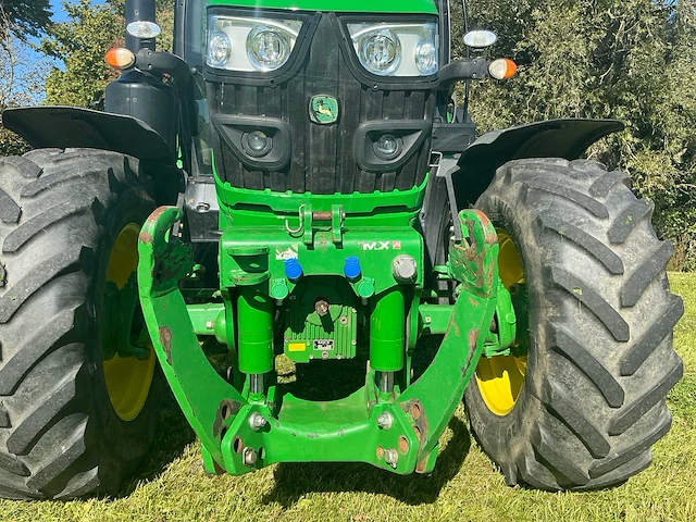 2016 john deere 6110r vierwielaangedreven landbouwtractor - afbeelding 25 van  39
