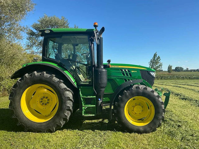 2016 john deere 6110r vierwielaangedreven landbouwtractor - afbeelding 34 van  39