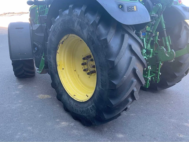 2016 john deere 6155r vierwielaangedreven landbouwtractor - afbeelding 3 van  34