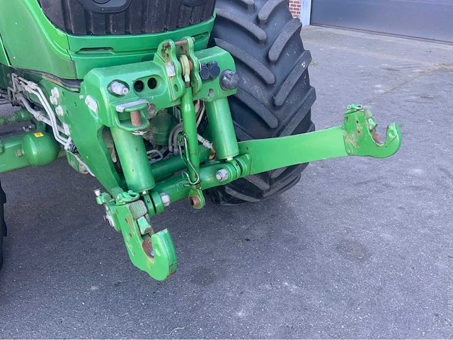 2016 john deere 6155r vierwielaangedreven landbouwtractor - afbeelding 31 van  34