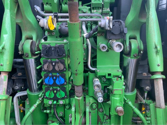 2016 john deere 6155r vierwielaangedreven landbouwtractor - afbeelding 9 van  34